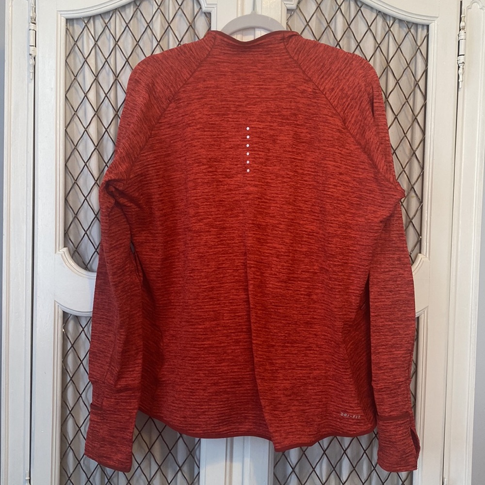 Nike Dri-fit zip up running pullover-with back pocket and hand-cover sleeves - Picture 5 of 5